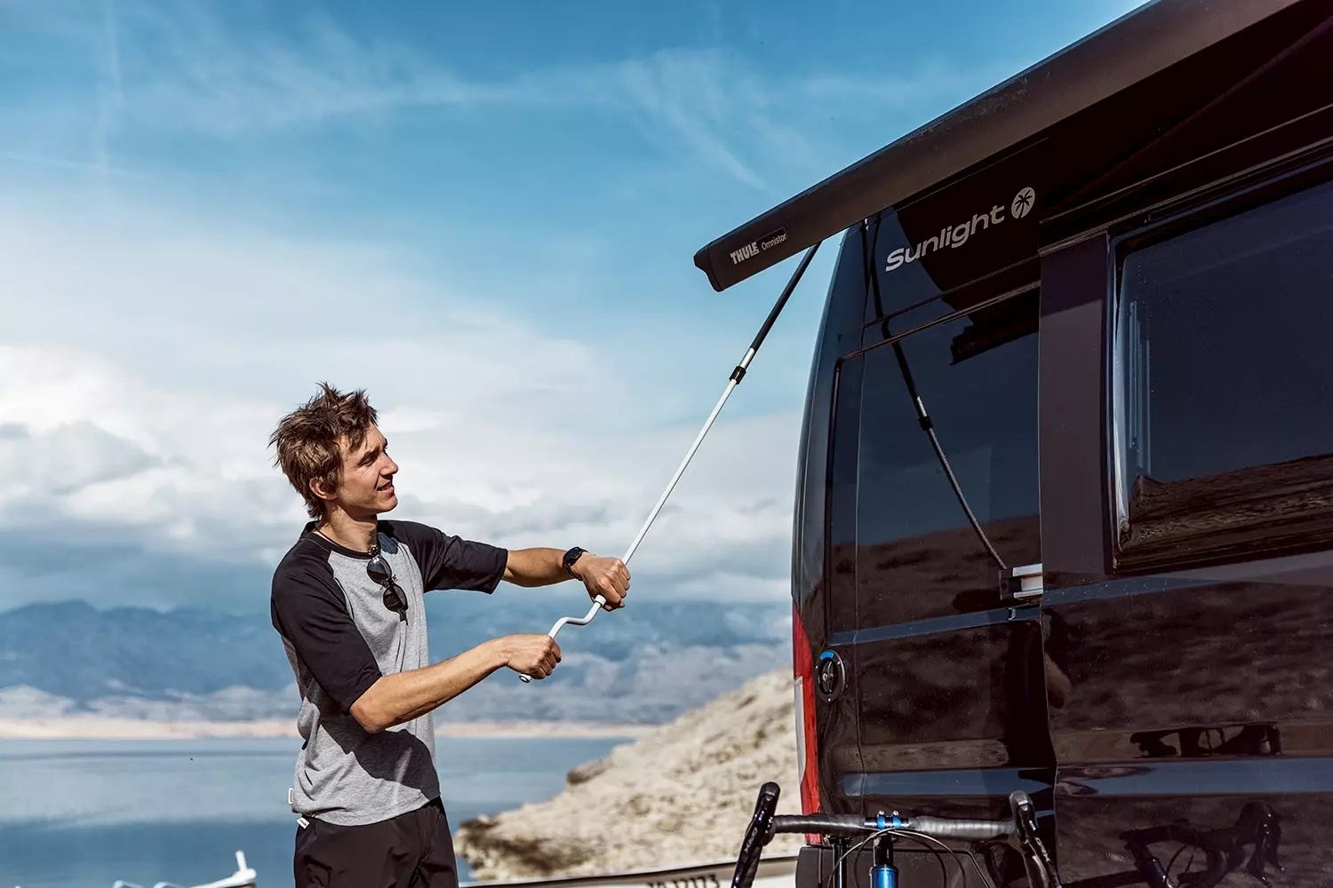 車輛外觀 - 側邊設備